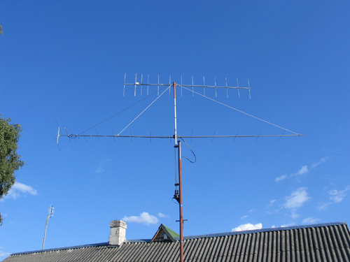 antena2.jpg (139185 bytes)